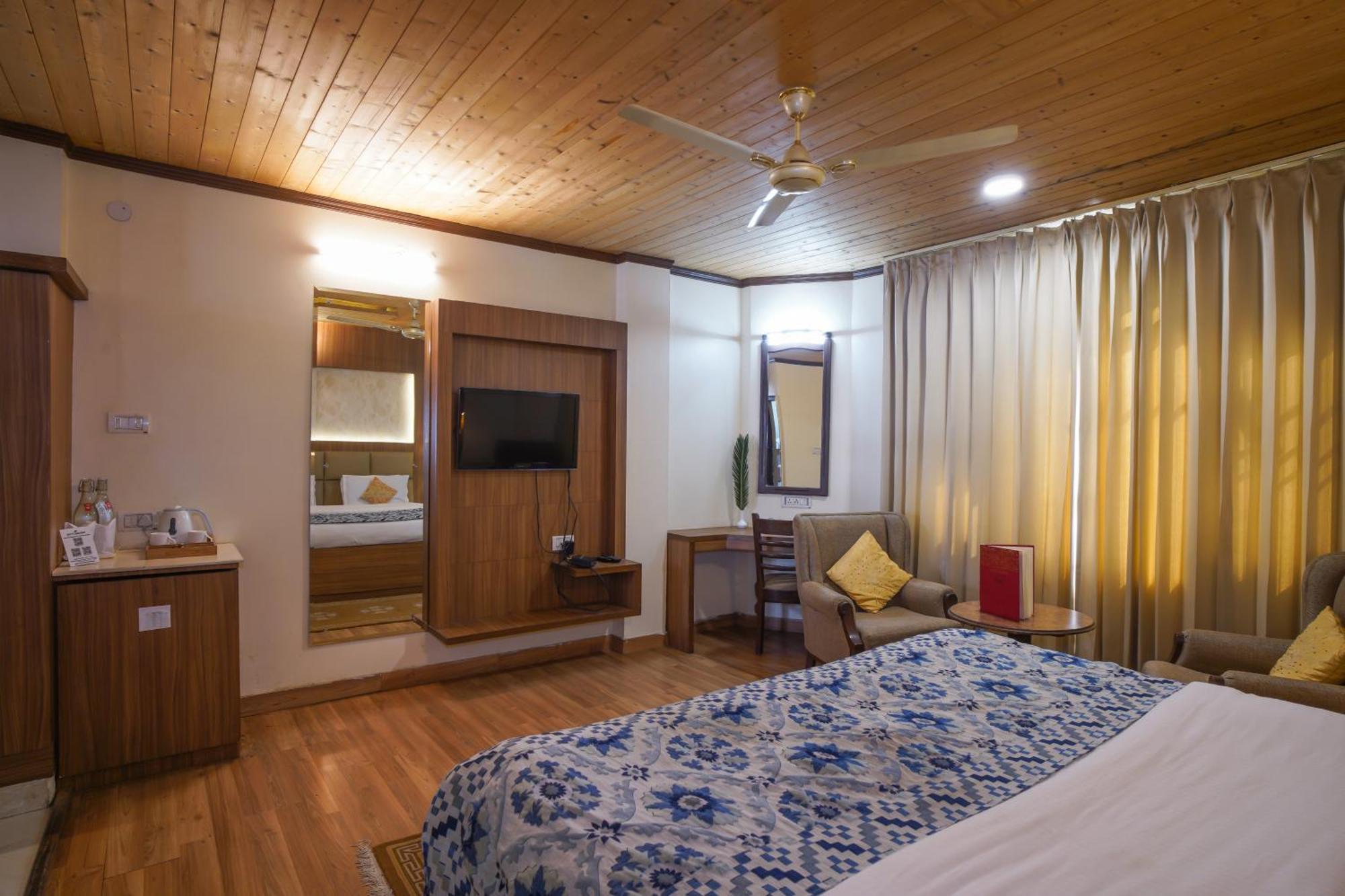 Vilasa Lall Ji Resort Dalhousie Exterior photo