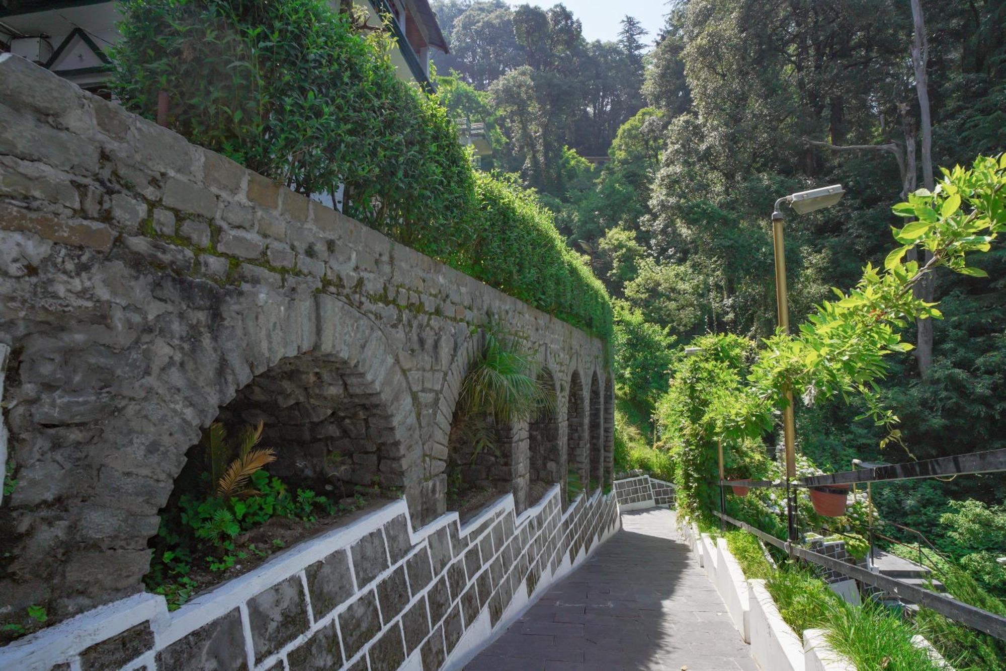 Vilasa Lall Ji Resort Dalhousie Exterior photo
