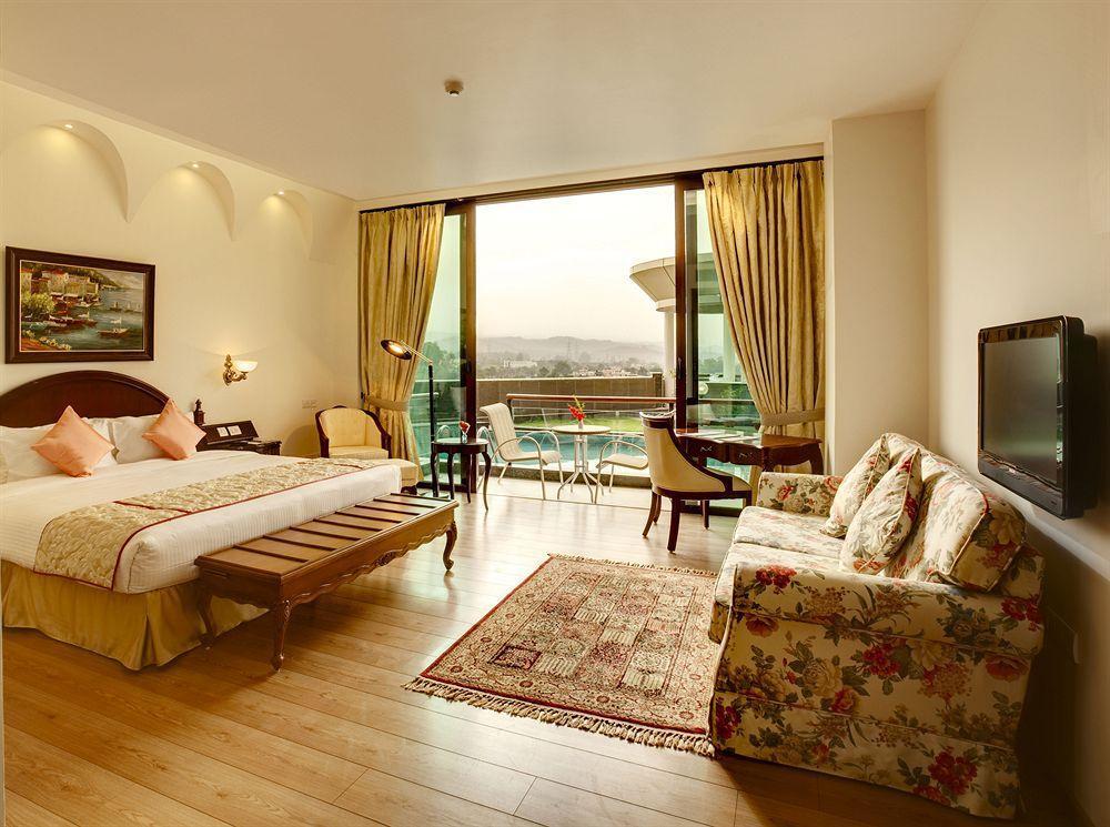Vilasa Lall Ji Resort Dalhousie Exterior photo